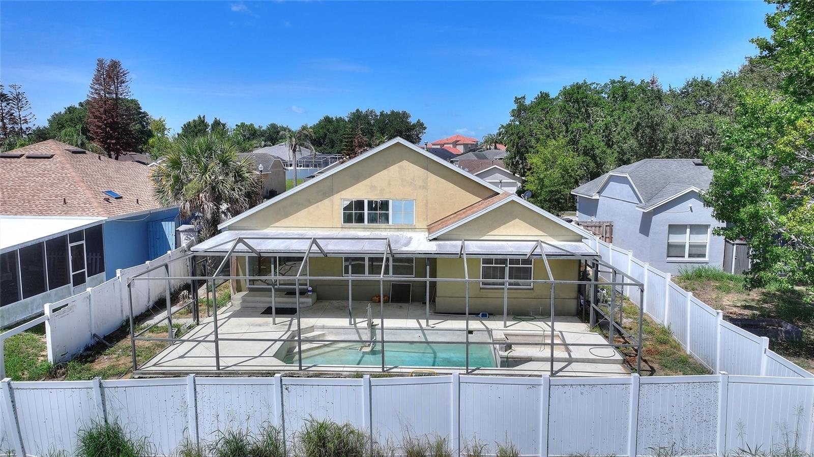 844 Berwick Dr Property Photo 2