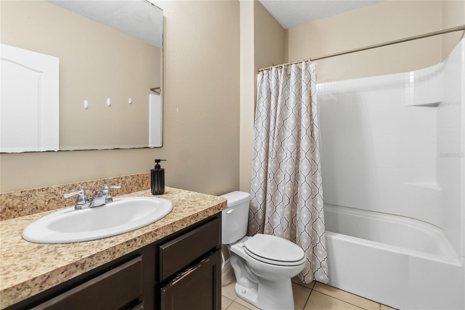 2318 Sequoia Way Property Photo 17