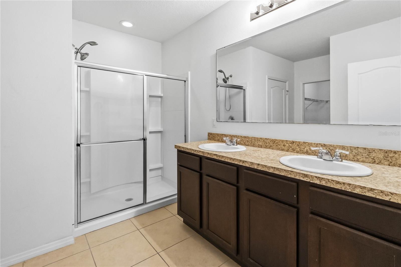 2318 Sequoia Way Property Photo 21