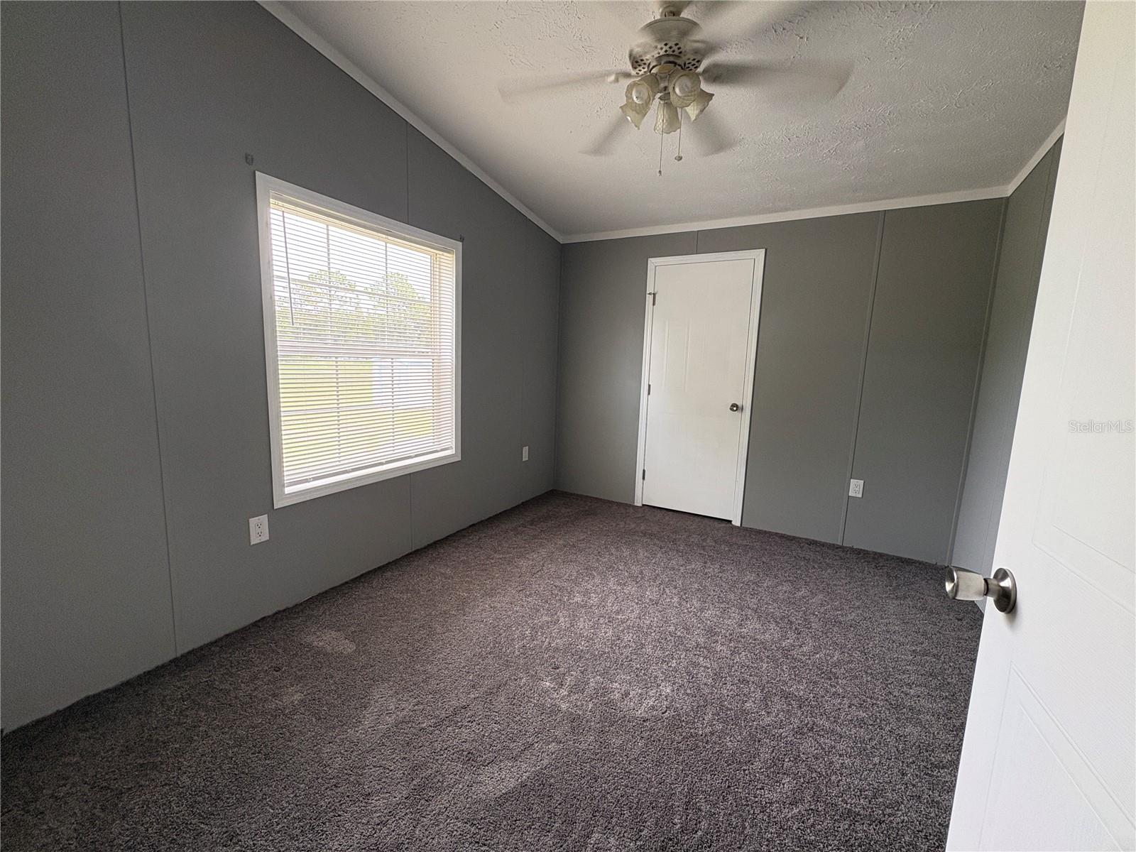 9145 Lincoln Rd Property Photo 10