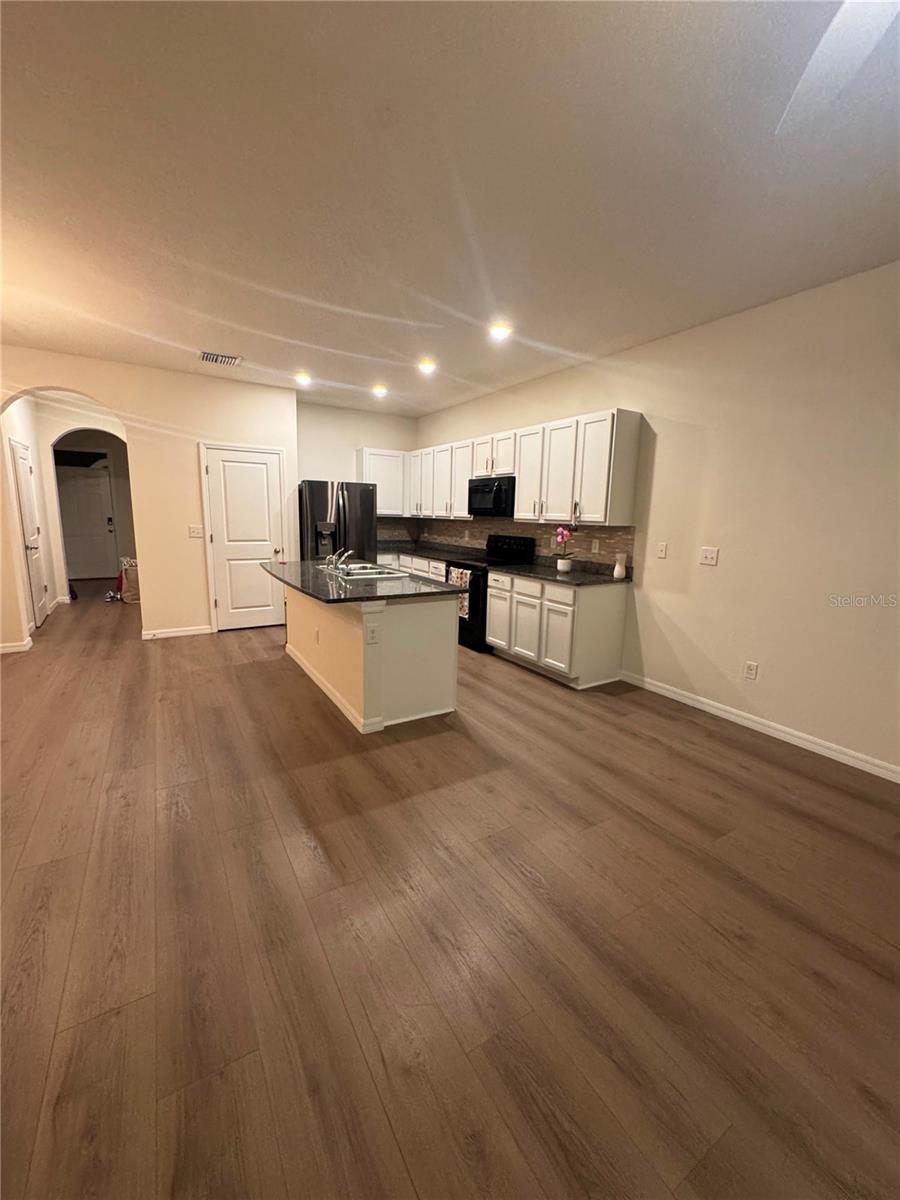 1833 Hovenweep Rd Property Photo 4