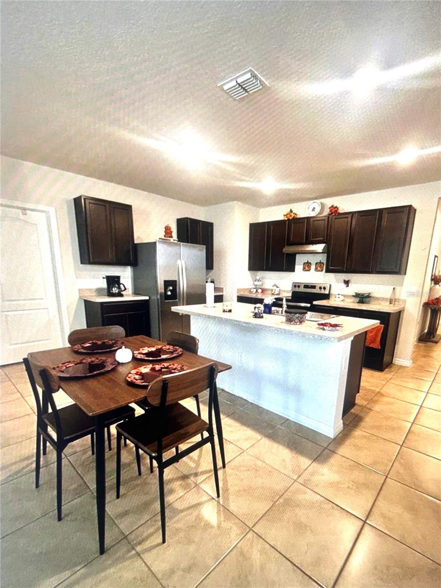 1396 Berry Ln Property Photo 5