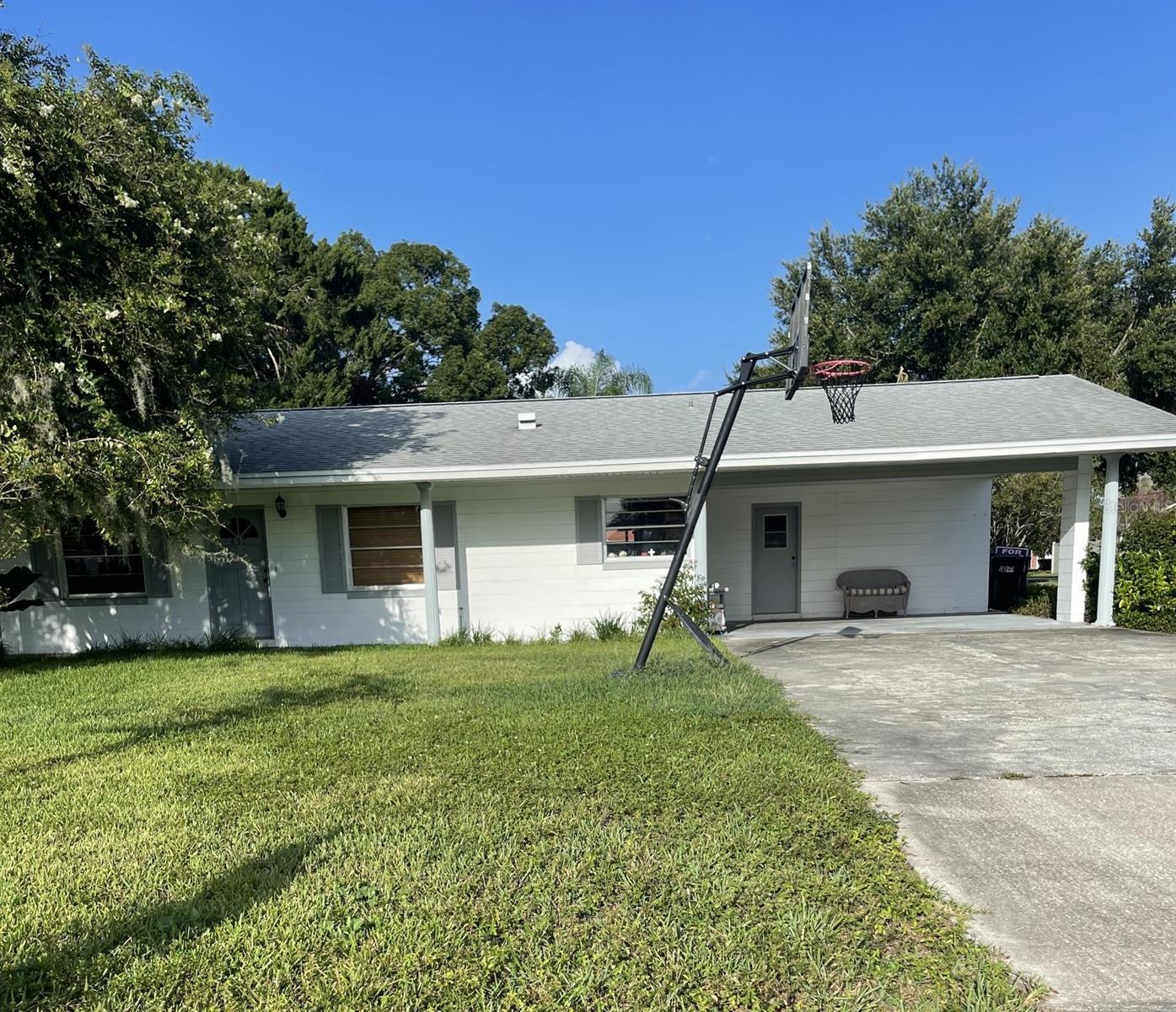 437 CAROLINA AVE