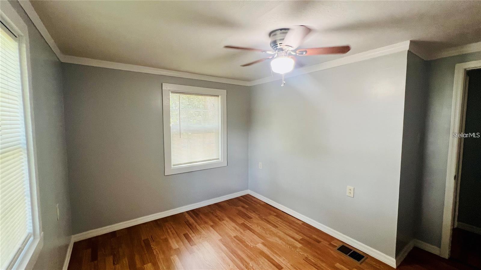 1616 Hope St Property Photo 12