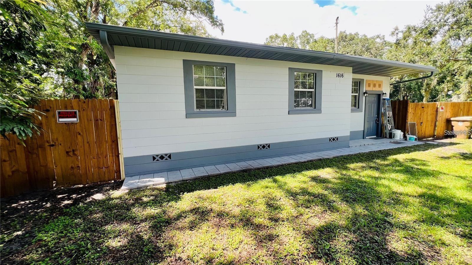 1616 Hope St Property Photo 16