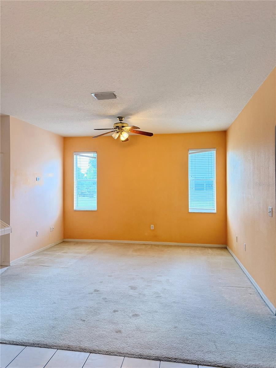 3010 Victoria Dr Property Photo 17