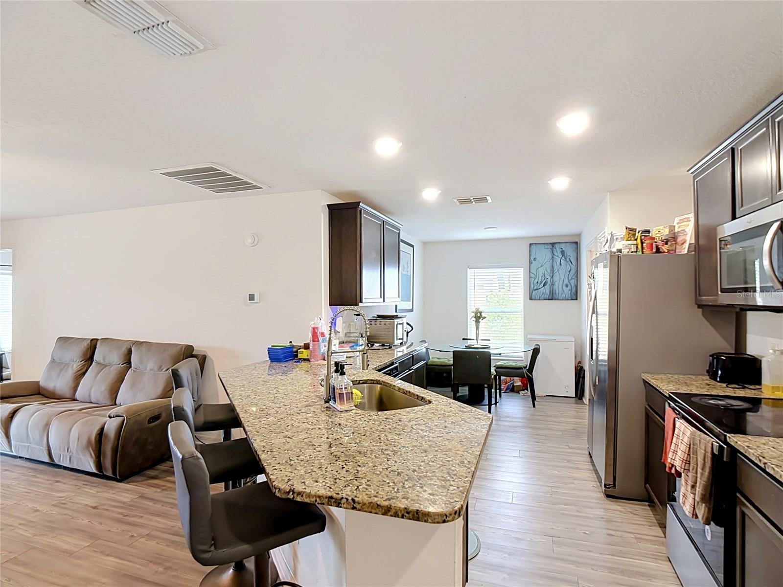 1741 Canaan Loop Property Photo 3