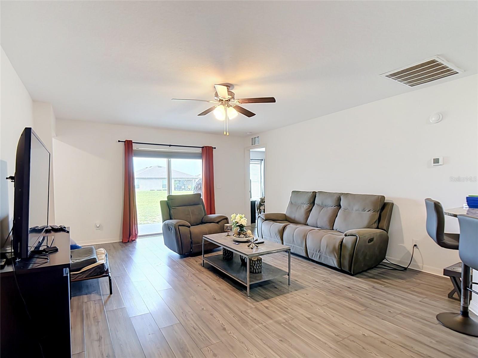 1741 Canaan Loop Property Photo 9