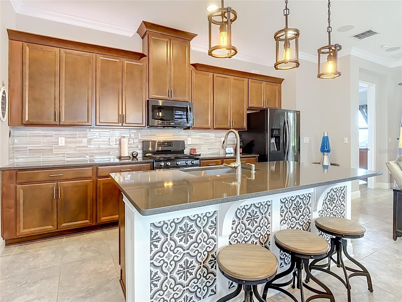 2495 Datura Loop Property Photo 8