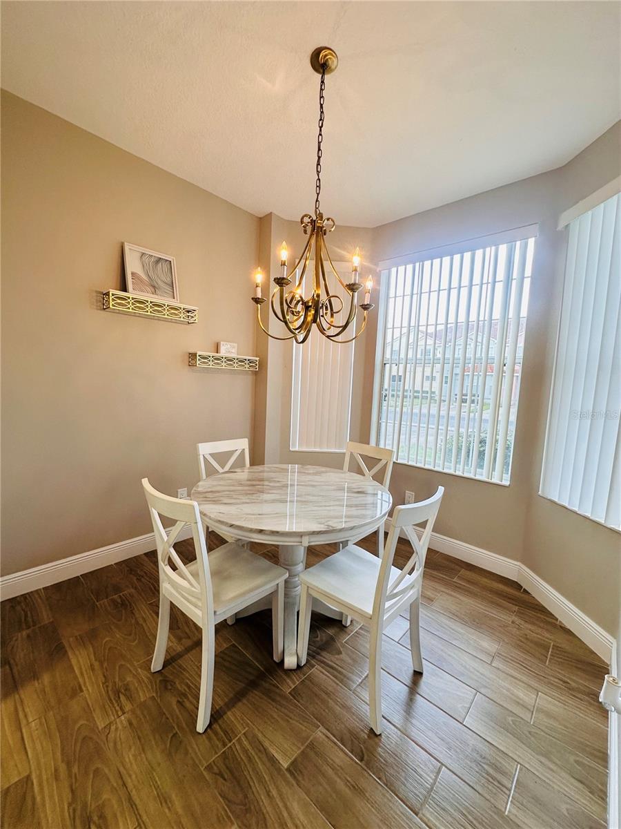 1204 S Beach Cir Property Photo 7