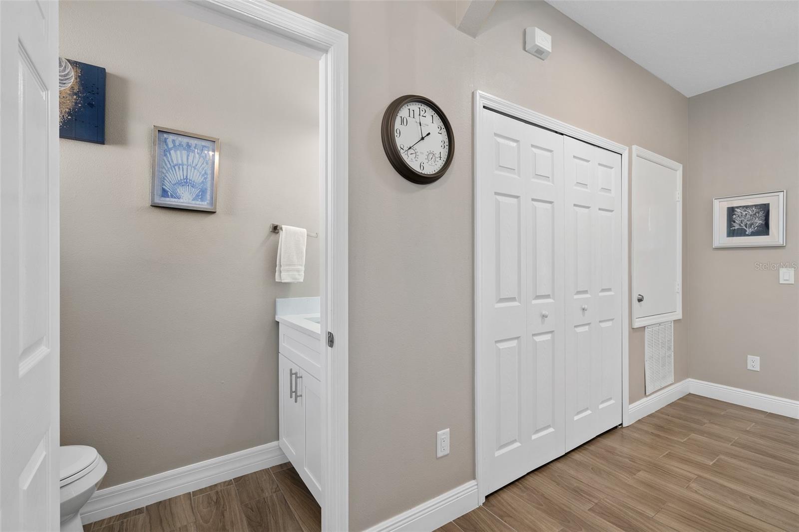 1204 S Beach Cir Property Photo 14