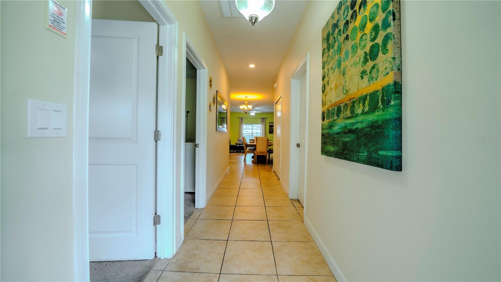 4882 Clock Tower Dr Property Photo 4