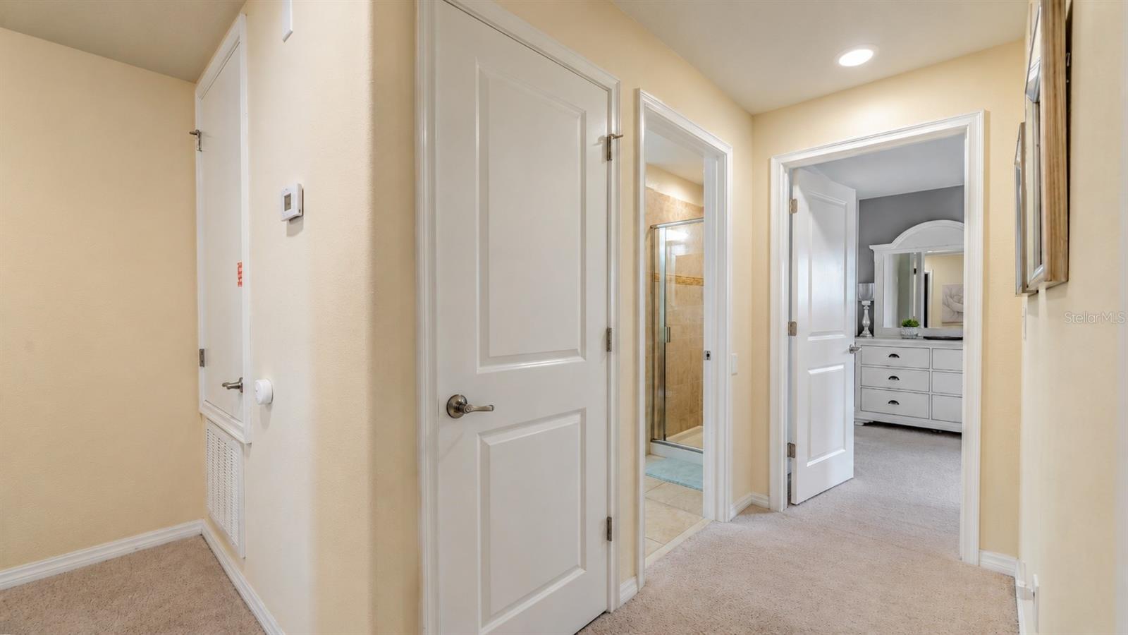 4882 Clock Tower Dr Property Photo 15