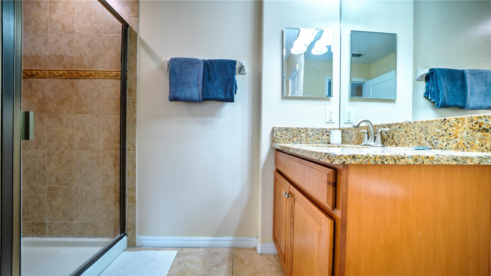 4882 Clock Tower Dr Property Photo 21