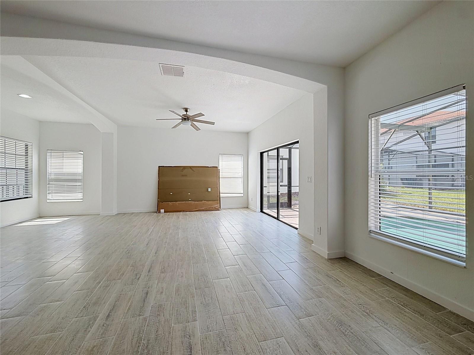 16710 Caribbean Breeze Way Property Photo 12