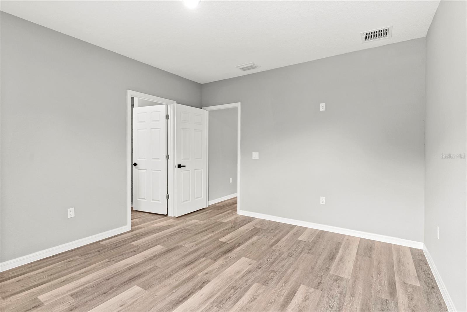 110 Friendly Cir #1 Property Photo 16
