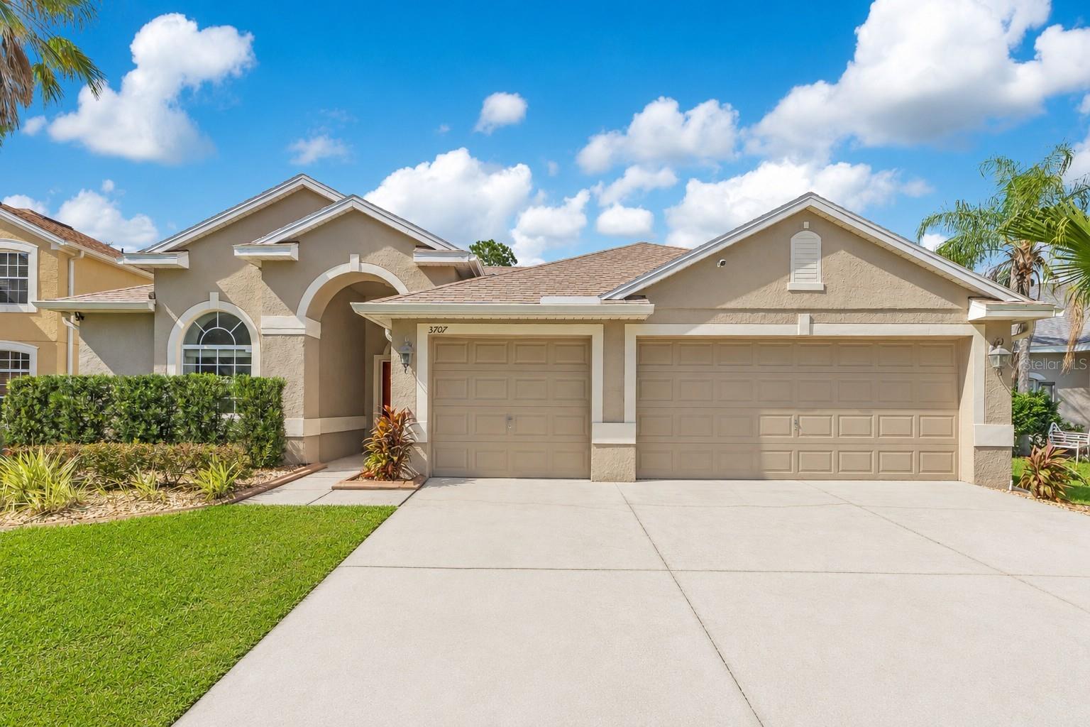 3707 MOON DANCER PL Property Photo 1