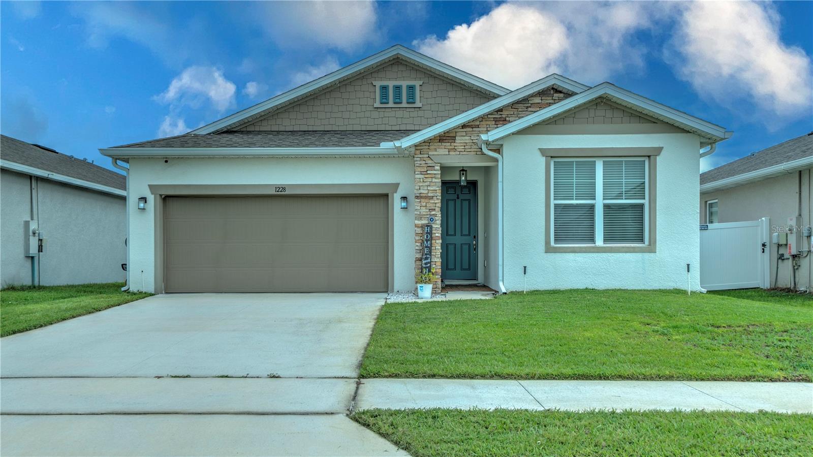 1228 Mattie Pointe Blvd Property Photo 1