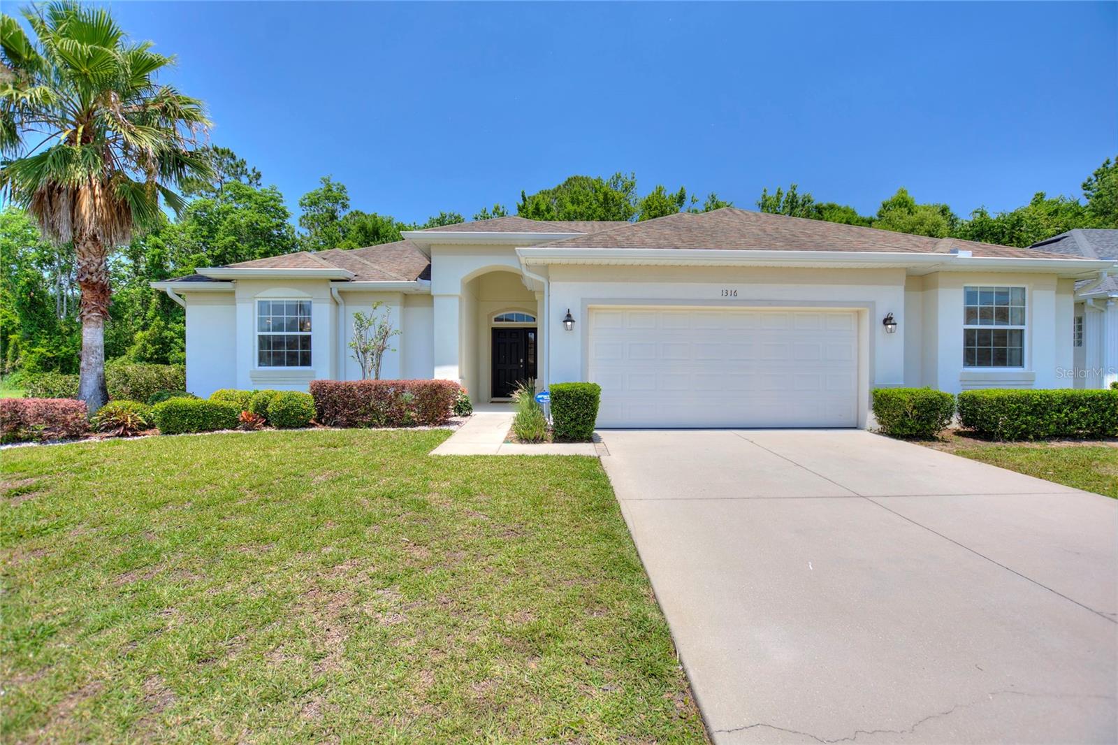 1316 Golf Course Pkwy Property Photo 2