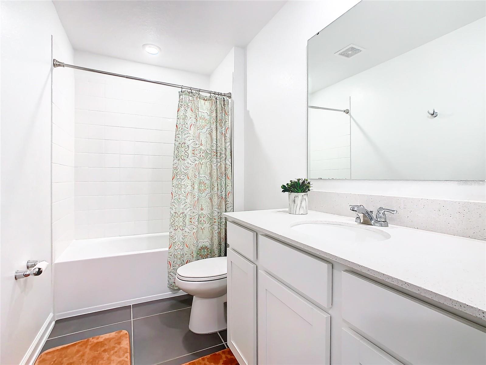 1042 John Jacob Rd Property Photo 8