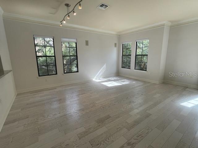 506 Mirasol Cir #101 Property Photo 3