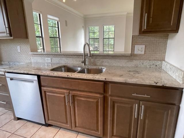 506 Mirasol Cir #101 Property Photo 8