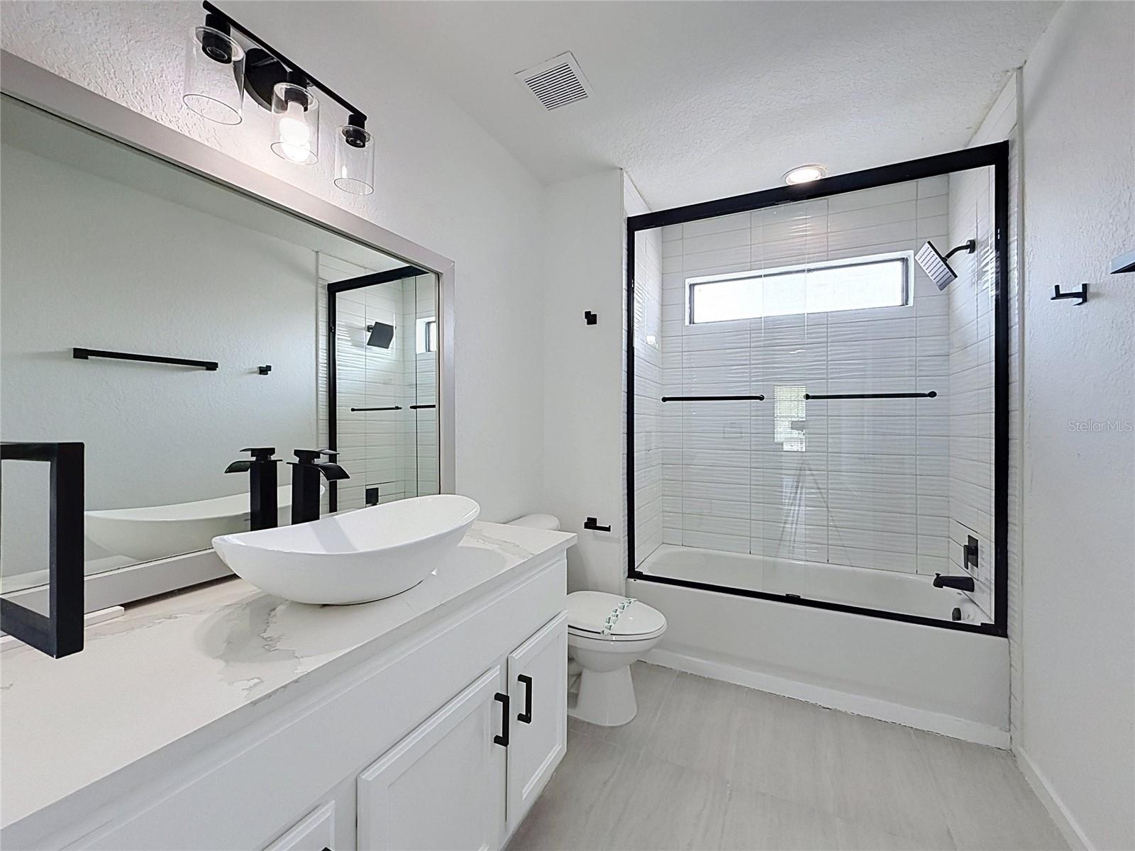 16710 Caribbean Breeze Way Property Photo 13