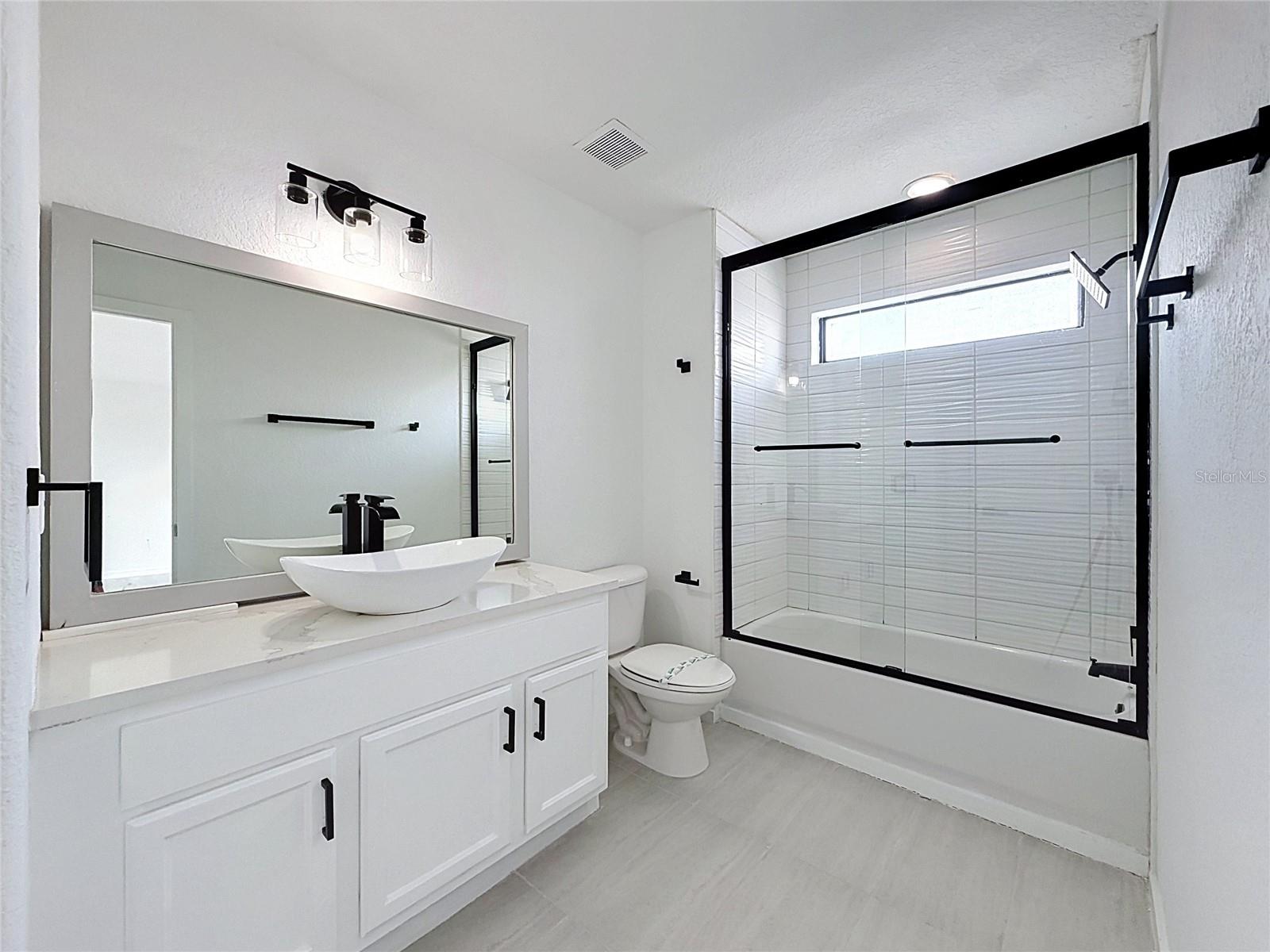 16710 Caribbean Breeze Way Property Photo 14