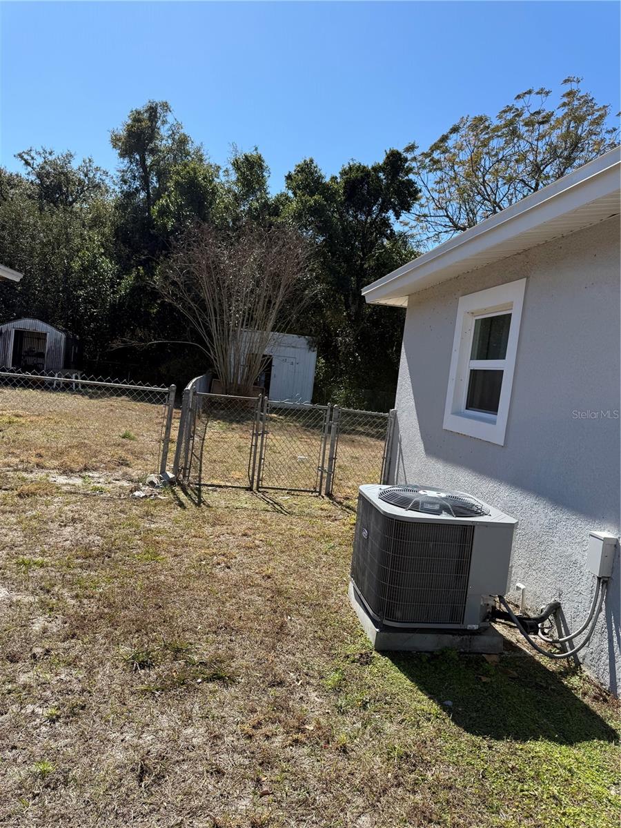 204 6th Jpv St Property Photo 3