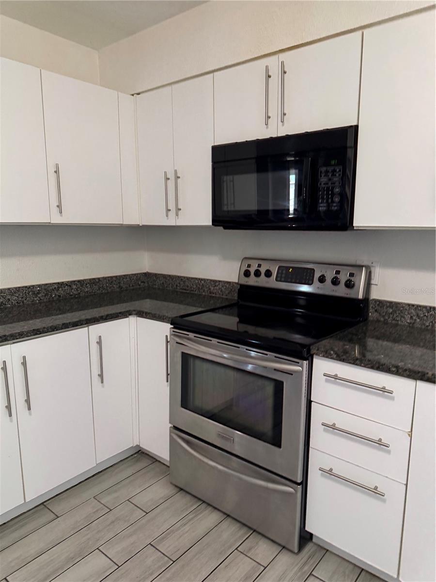 204 6th Jpv St Property Photo 15