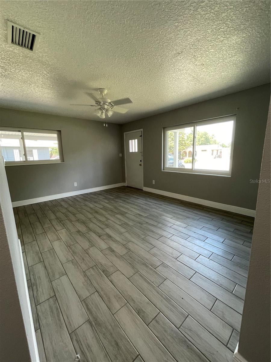 204 6th Jpv St Property Photo 38