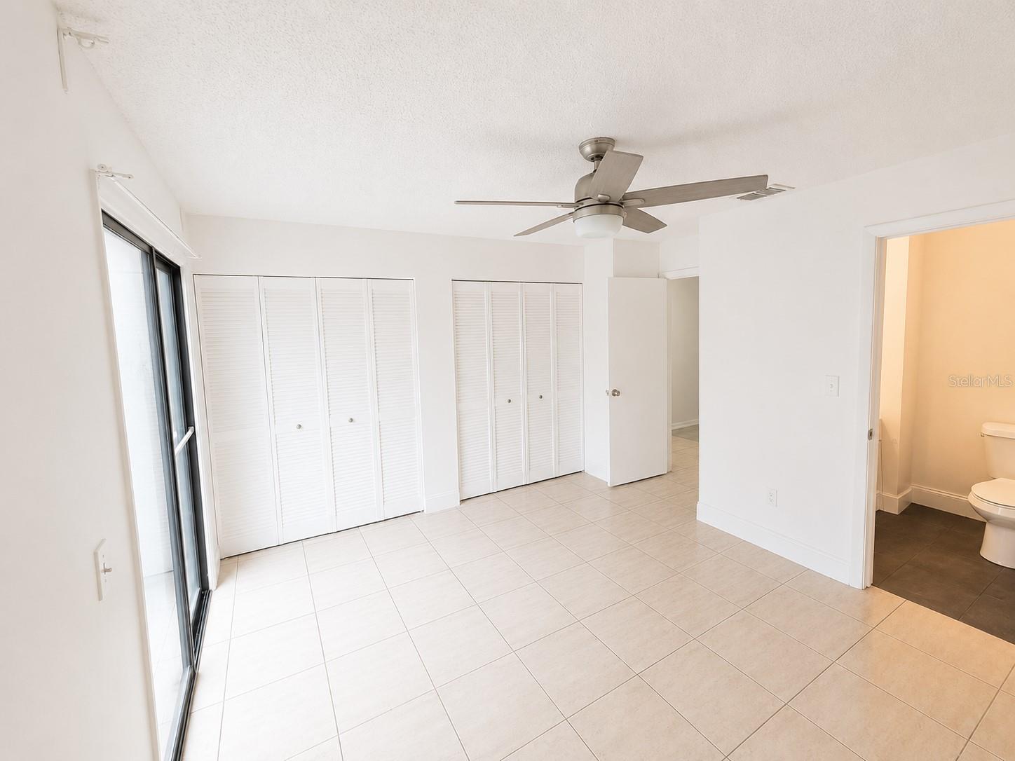 202 Eden Ln #b Property Photo 9