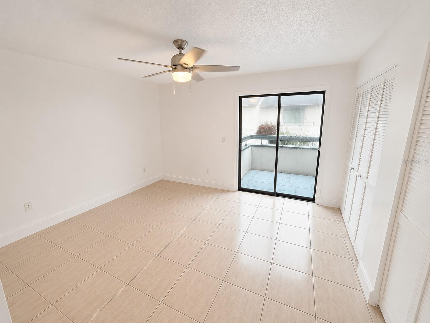 202 Eden Ln #b Property Photo 10