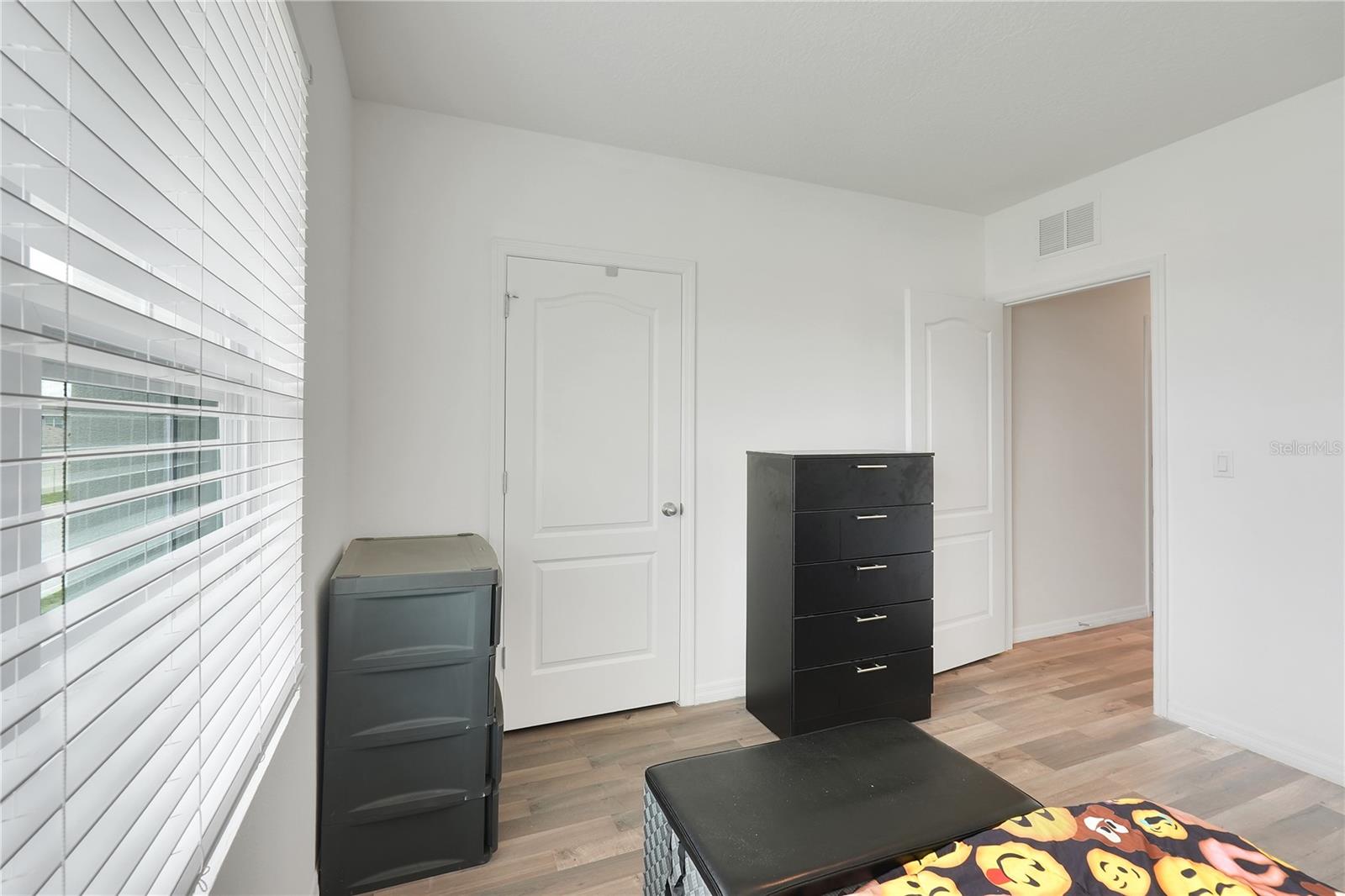 S5154164 Property Photo 13