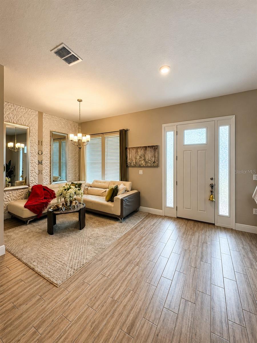 6553 Cyrils Dr Property Photo 2