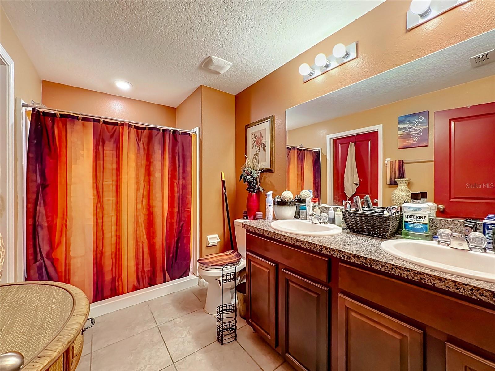102 Cascade Bend Dr Property Photo 10