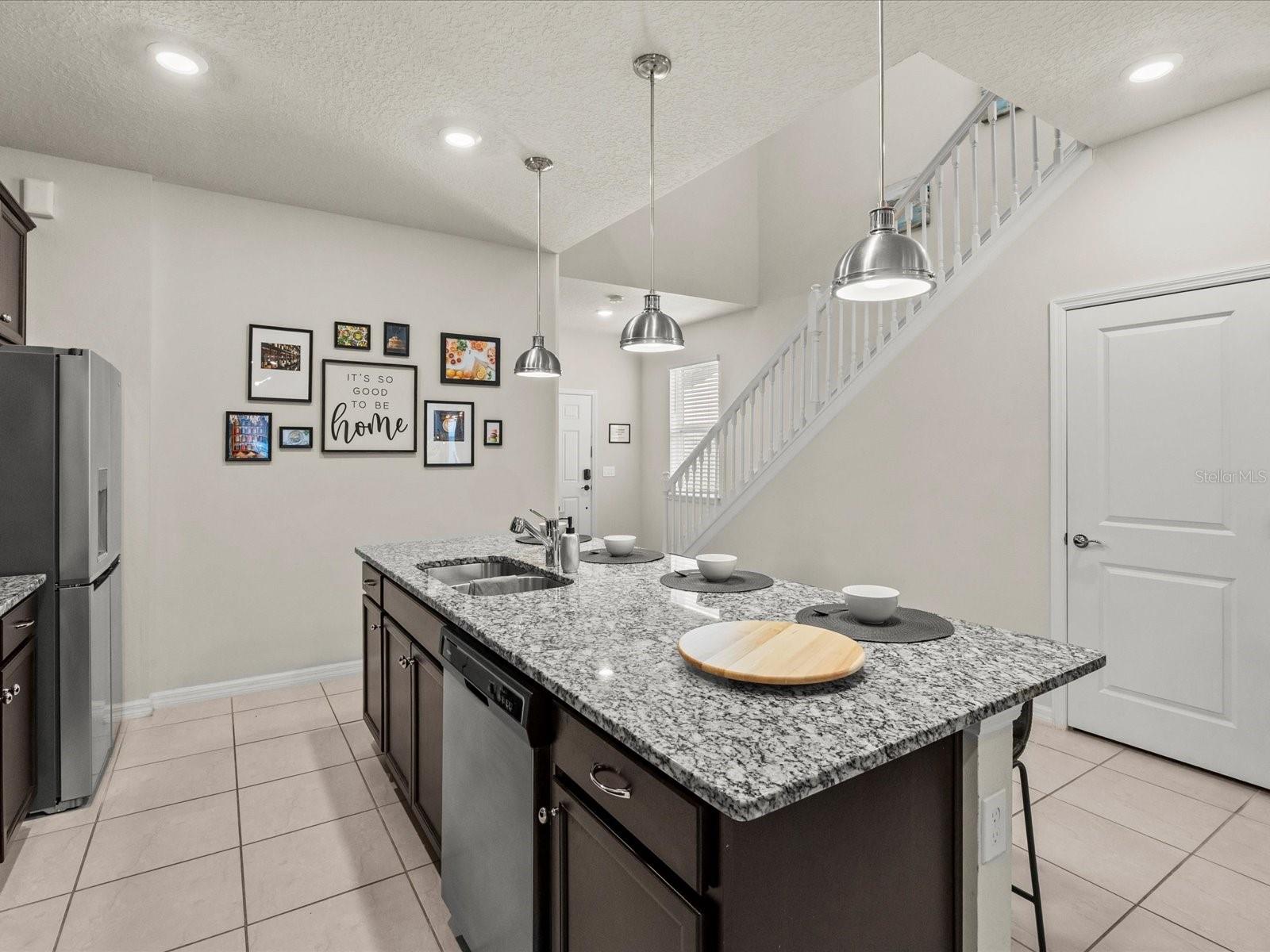 3281 Lilac Way Property Photo 9