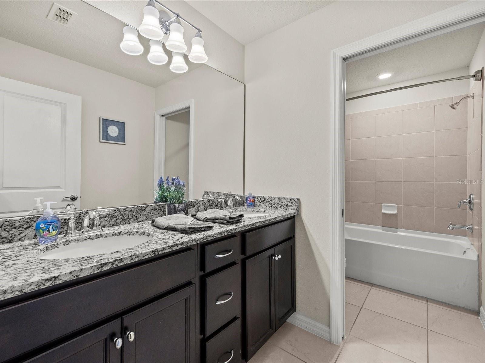 3281 Lilac Way Property Photo 32