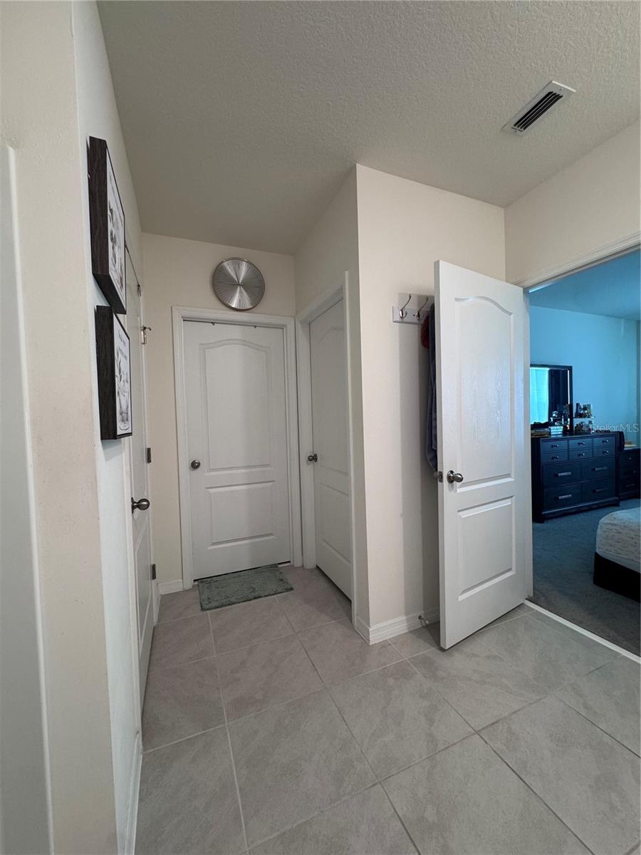 641 Griffon Ave Property Photo 12