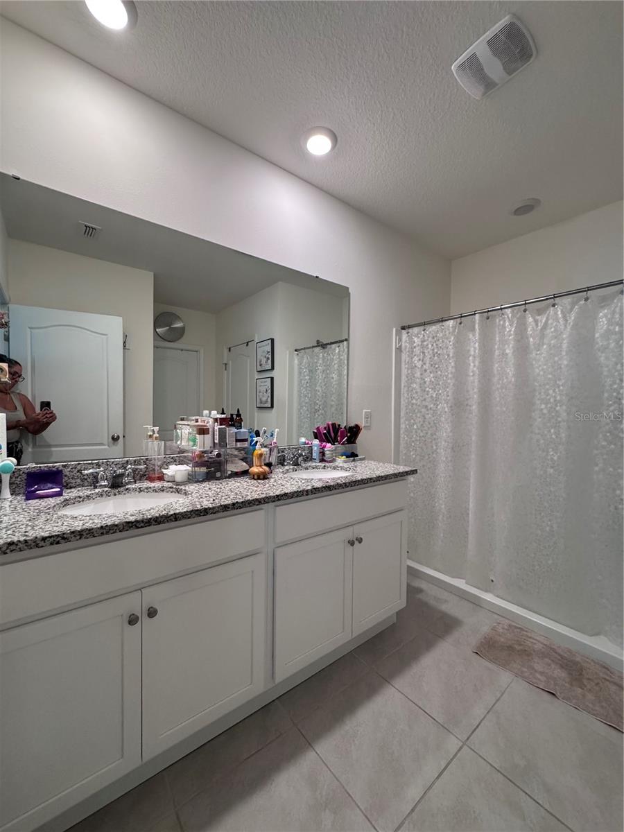 641 Griffon Ave Property Photo 36