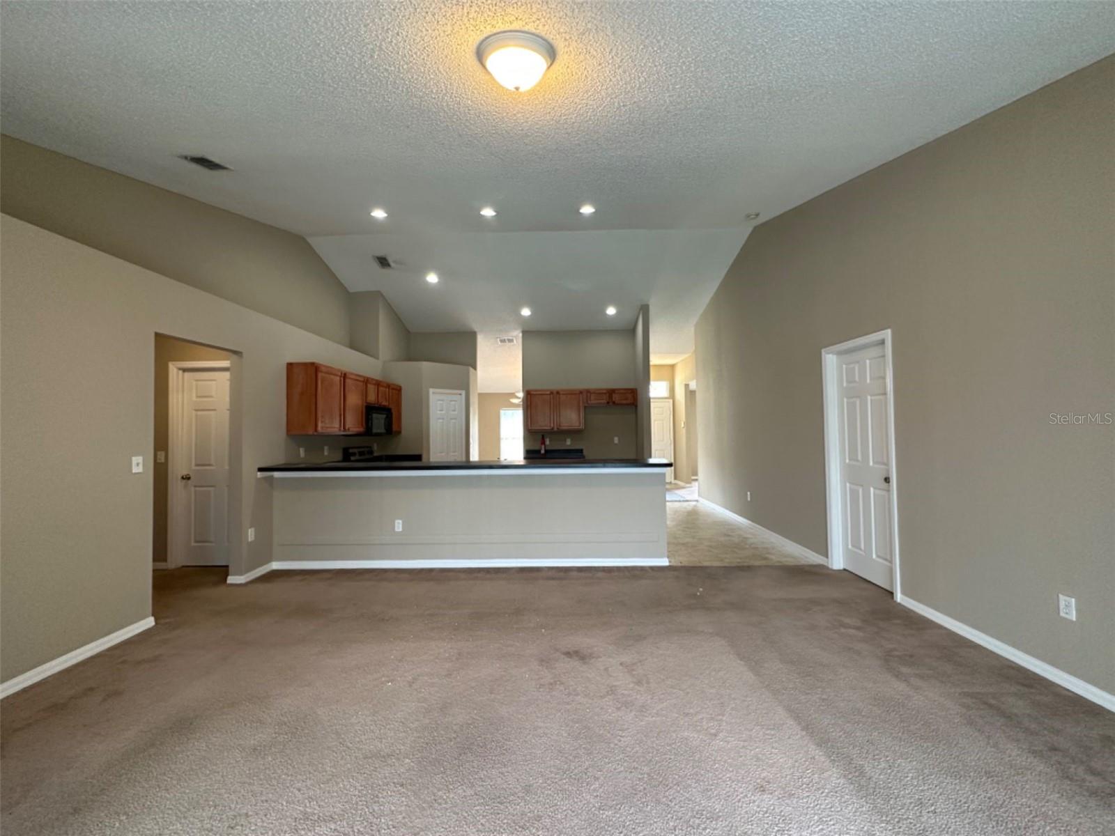2932 Foraker Way Property Photo 8