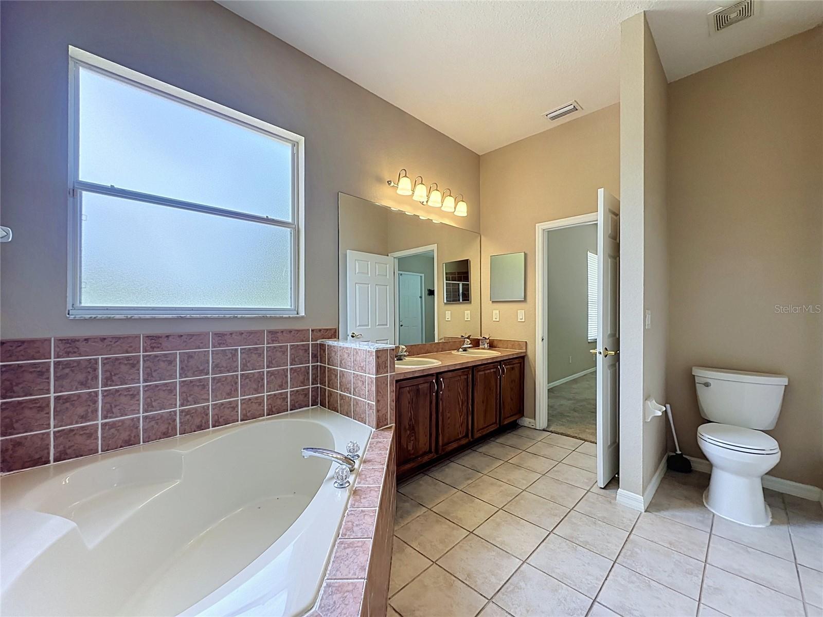 468 Pinewood Dr Property Photo 27