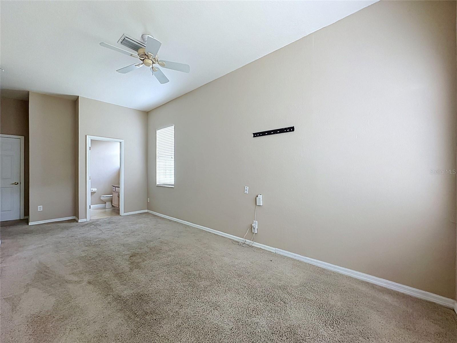 468 Pinewood Dr Property Photo 34