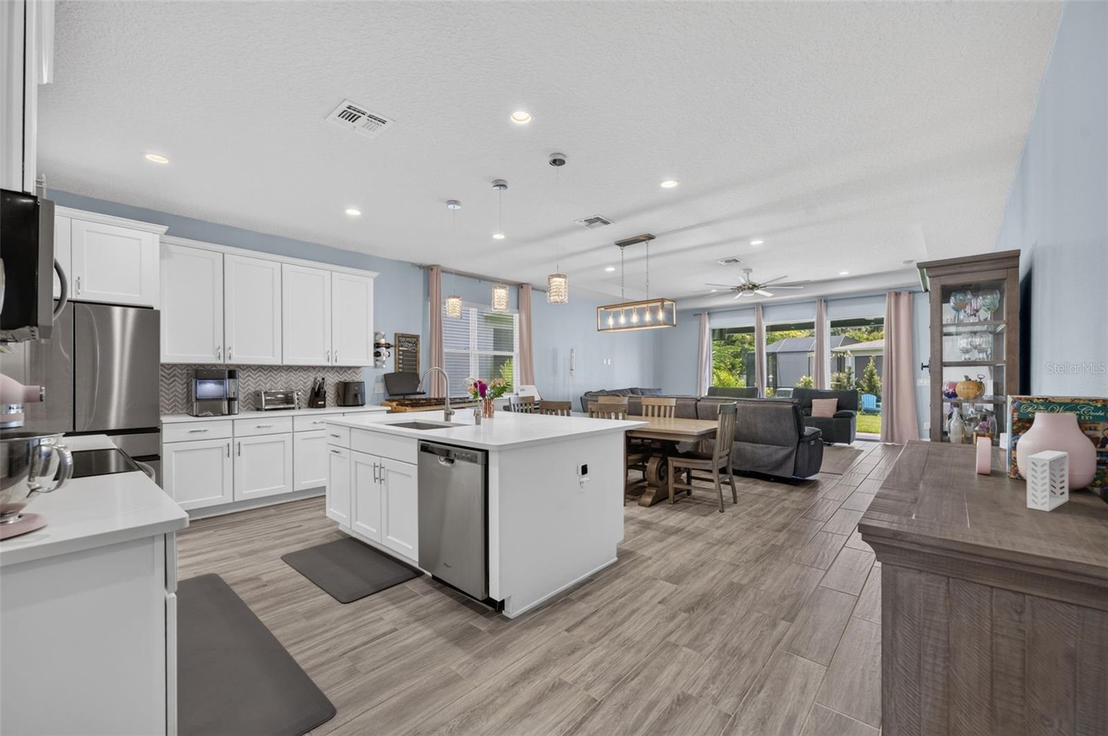 3607 Arbordale Loop Property Photo 6