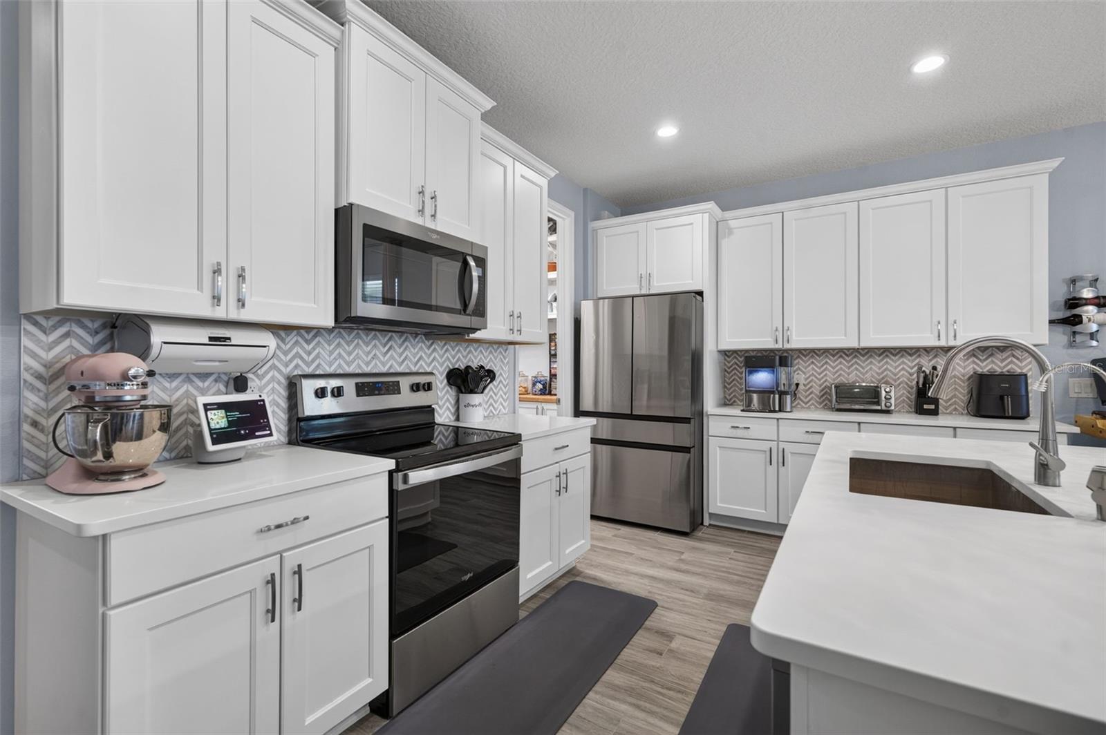 3607 Arbordale Loop Property Photo 10