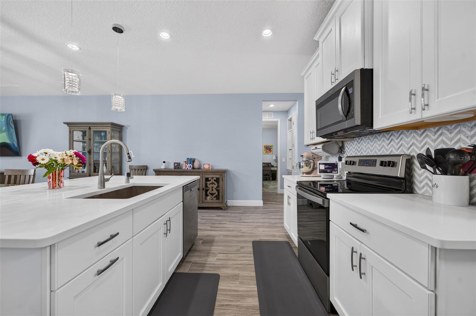 3607 Arbordale Loop Property Photo 12