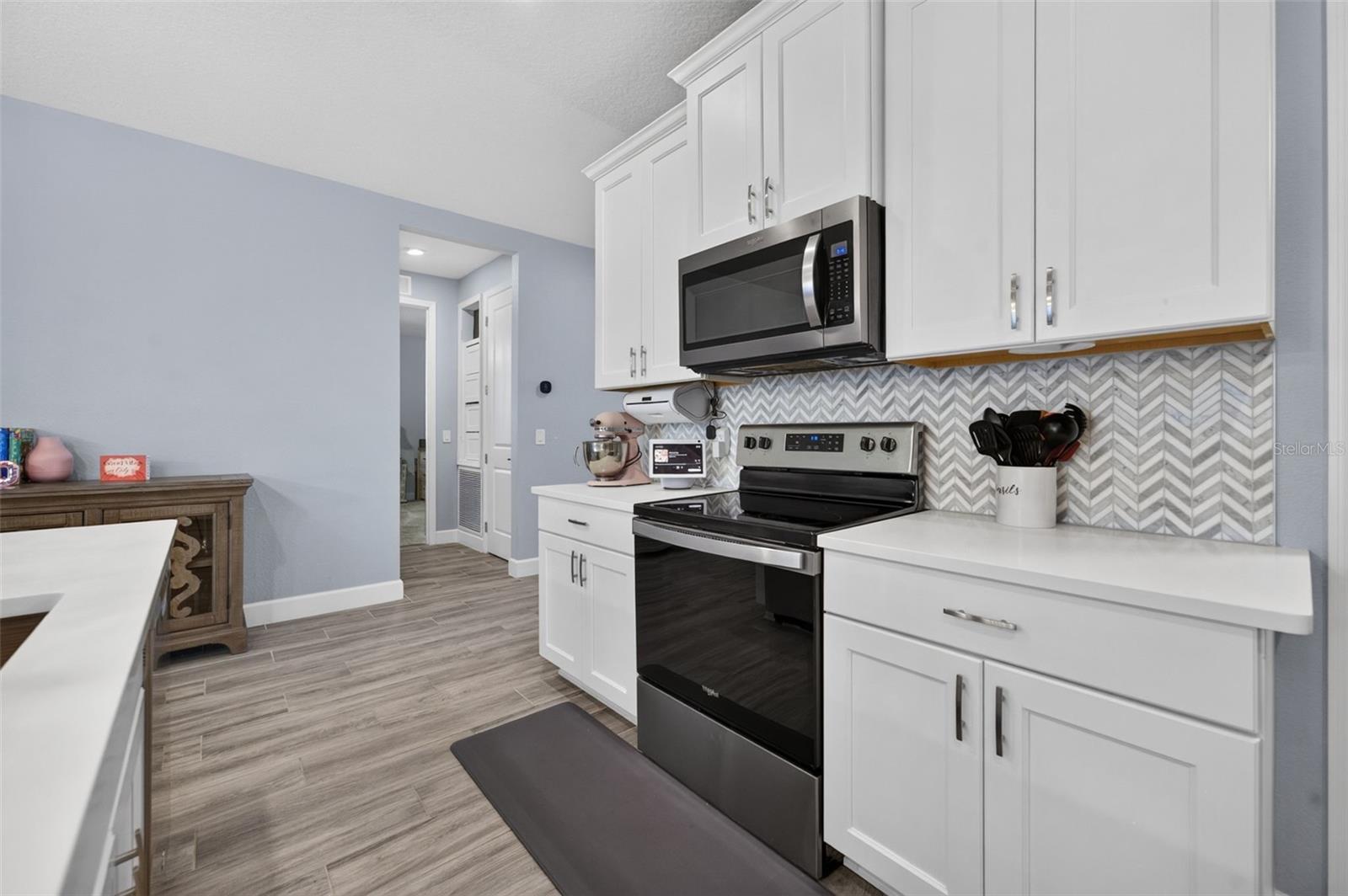 3607 Arbordale Loop Property Photo 13