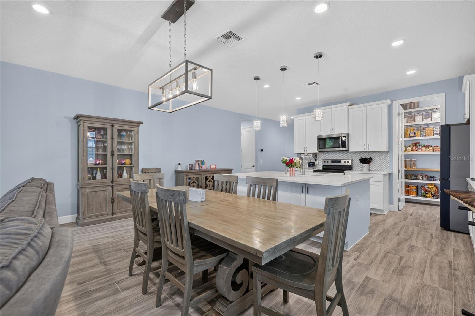 3607 Arbordale Loop Property Photo 18
