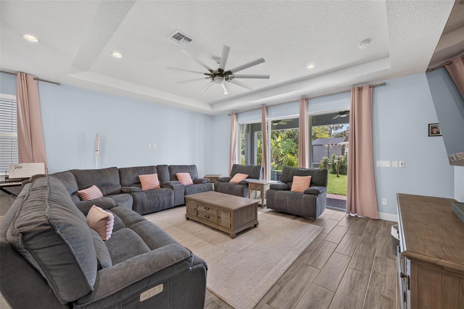 3607 Arbordale Loop Property Photo 20