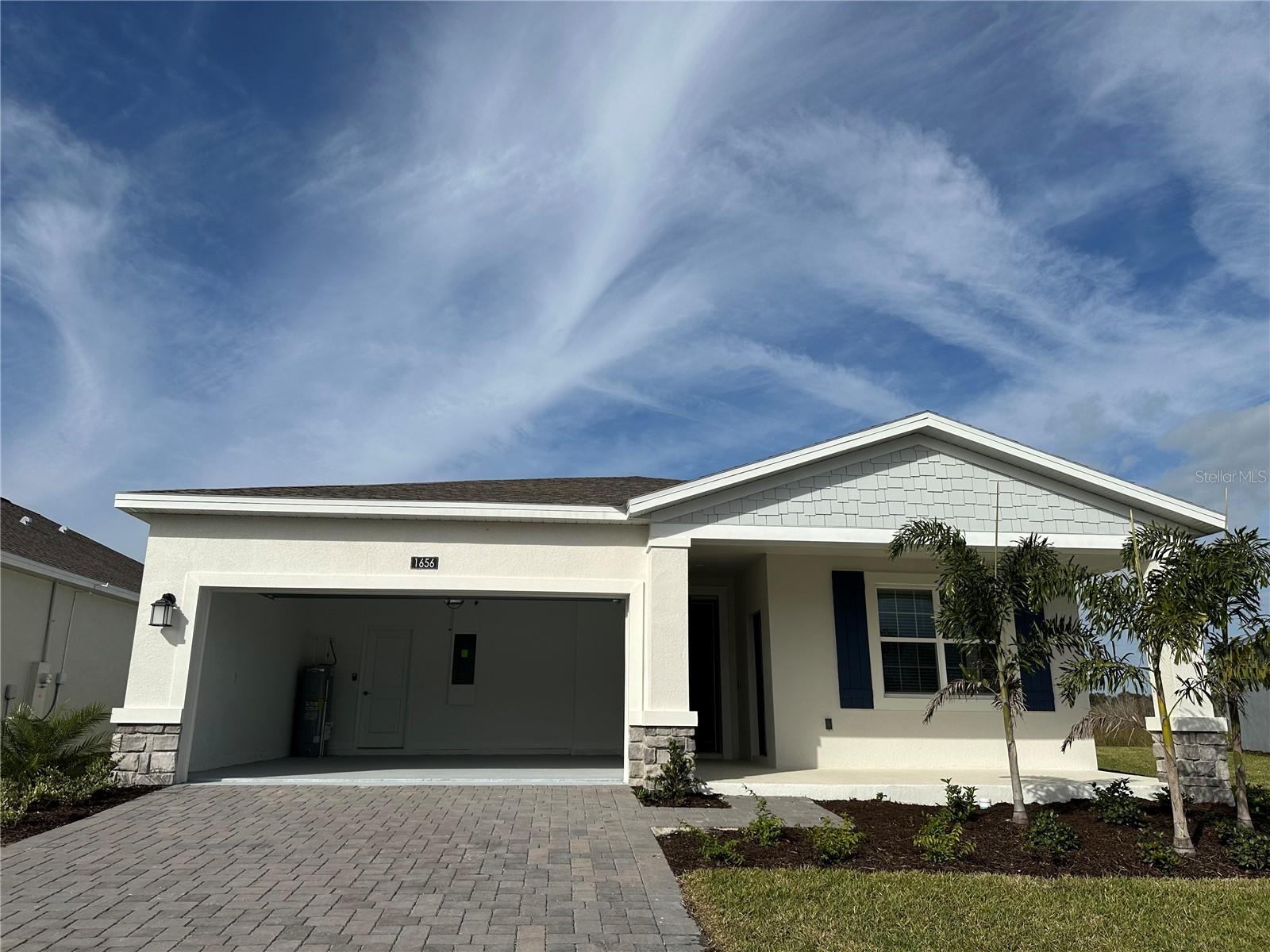 1656 CONTENTMENT LOOP Property Photo 1